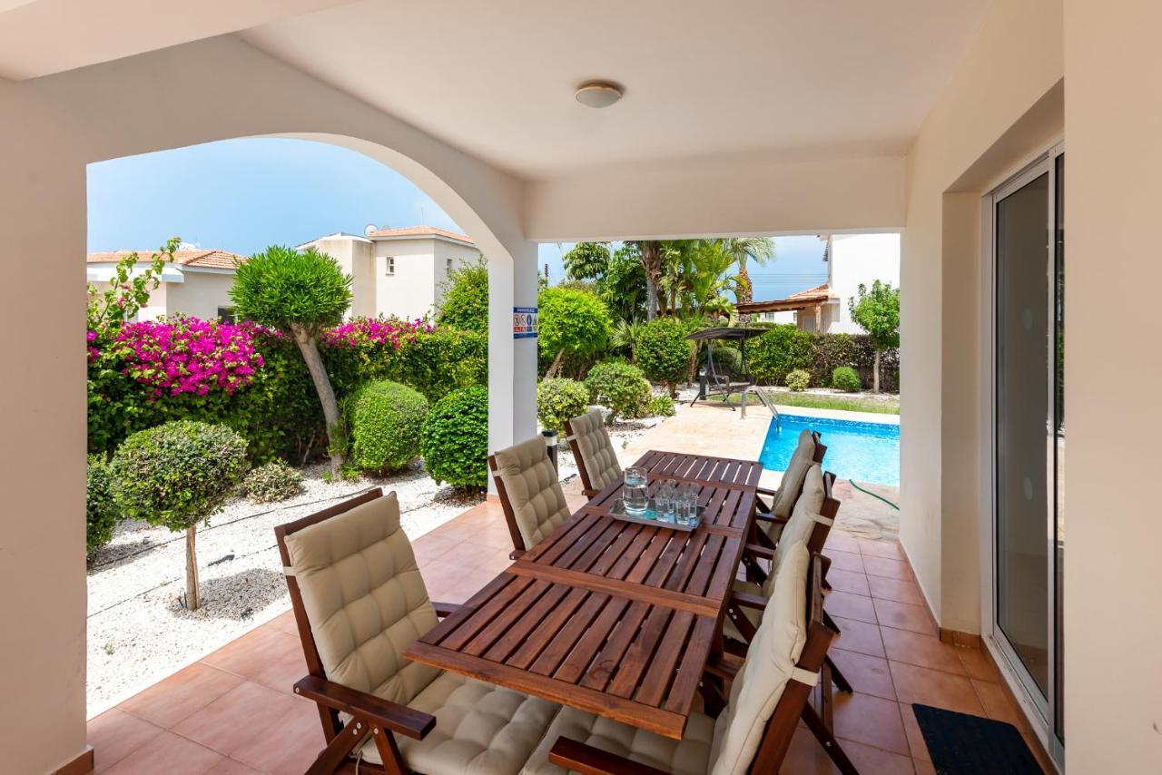 Villa Alysia By Ezoria Villas Coral Bay Exteriér fotografie