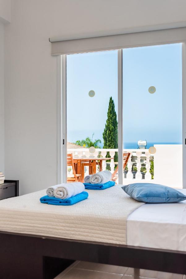 Villa Alysia By Ezoria Villas Coral Bay Exteriér fotografie