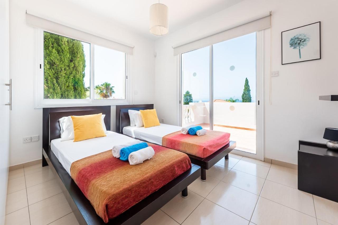 Villa Alysia By Ezoria Villas Coral Bay Exteriér fotografie