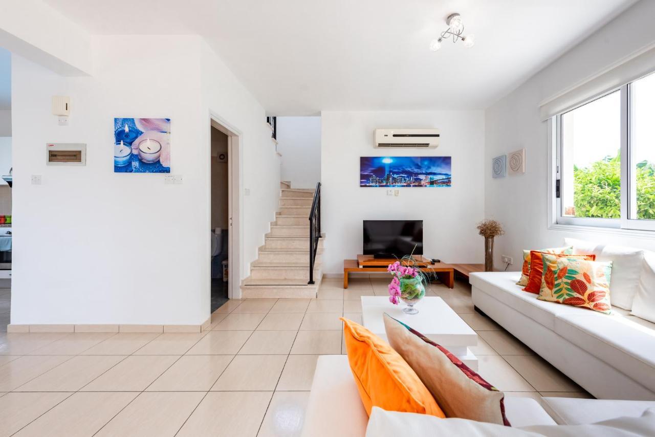 Villa Alysia By Ezoria Villas Coral Bay Exteriér fotografie